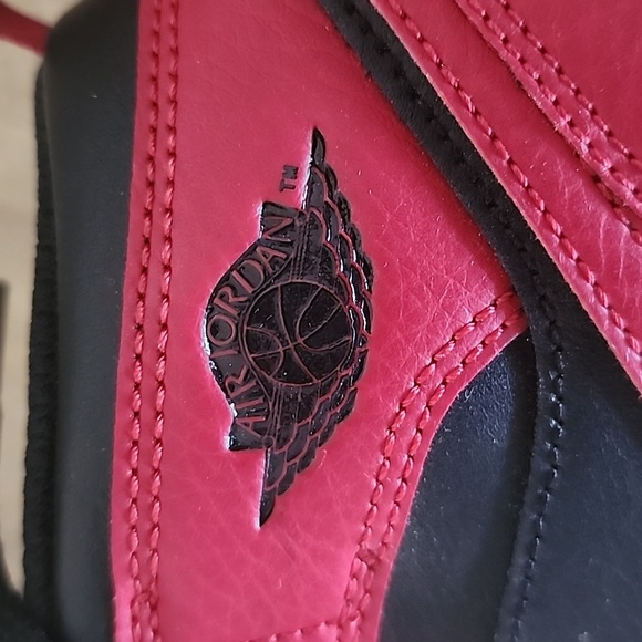 Nike Air Jordan 1 Mid PS Banned Bred 640734-074 Shoes Size Youth - Picture 5 of 12